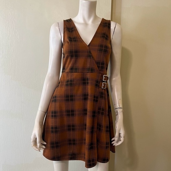 NEW Planet Gold Dress Medium - Picture 2 of 5